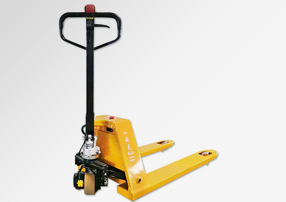 使用手動(dòng)液壓搬運(yùn)車時(shí)有哪些事情是千萬不能做的